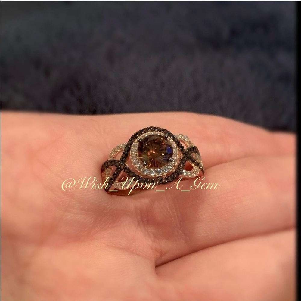 Champagne Diamonds Ring - Picture 13 of 14